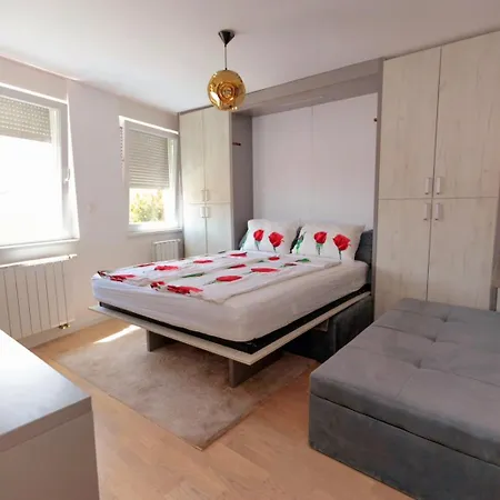 Apartman Skver